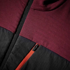 Men's MT900 Merino Wool Trekking Vest -Forclaz k5471433f18ef4da8787bfce1f50ed128