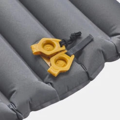 Trekking Inflatable Mattress MT500 Air Insulator XL - 195 X 60 Cm -Forclaz kbc4aee93161a652e18427d9b1b1a9da4