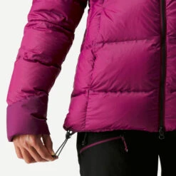 Women’s Mountain Trekking Down Jacket With Hood - MT900 -Forclaz kd5b43ec8f4421644c98f003ee022377c