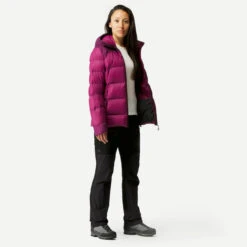 Women’s Mountain Trekking Down Jacket With Hood - MT900 -Forclaz kda51ac702cda74151504635880f538ec